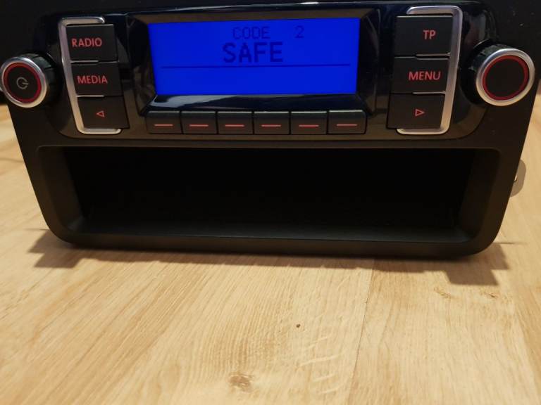 car radio model RCD 210 mp3 for VW golf mark 6