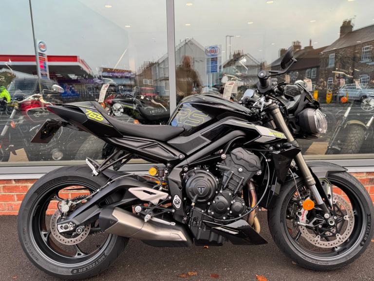 Triumph Street Triple RS