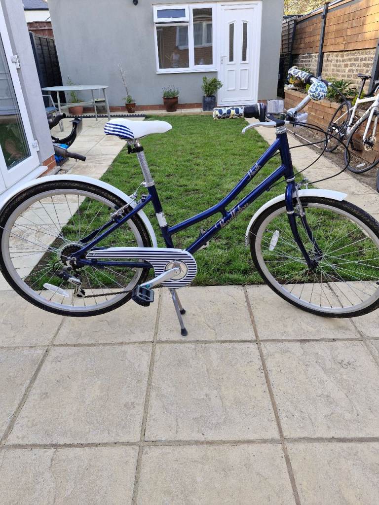 Pendleton classic ladies and girls bike