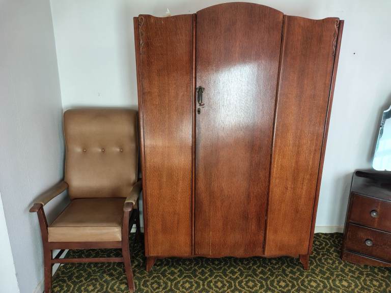 Vintage Wooden Wardrobe – Good Condition