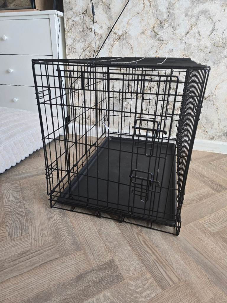 Pets at Home dog crate - Small