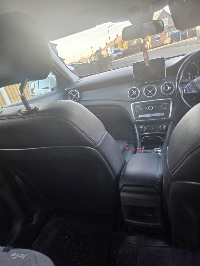 Mercedes-Benz, GLA, Estate, 2017, Semi-Auto, 2143 (cc), 5 doors