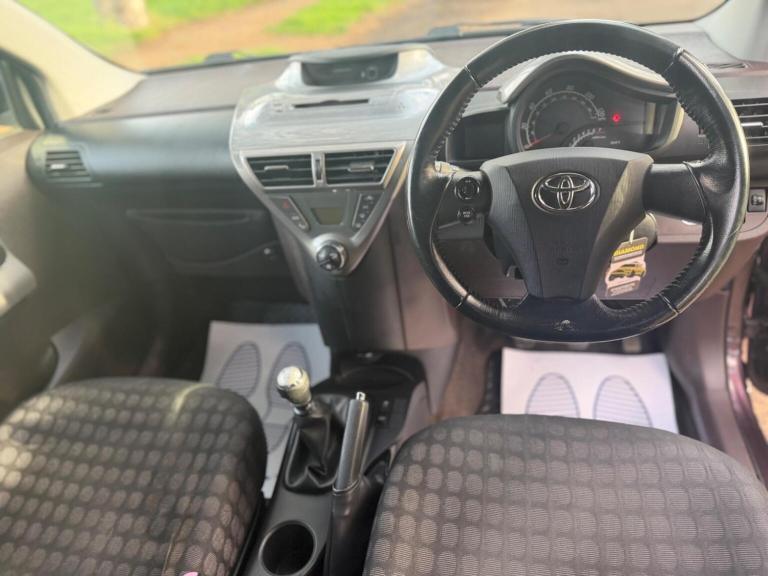TOYOTA IQ 1.0 VVT-i 2 Euro 4 3dr 2010