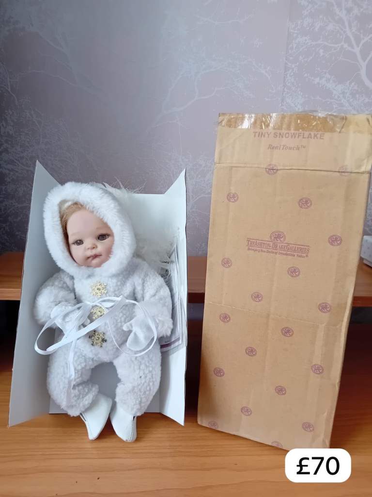 Ashton drake galleries - vinyl dolls 
