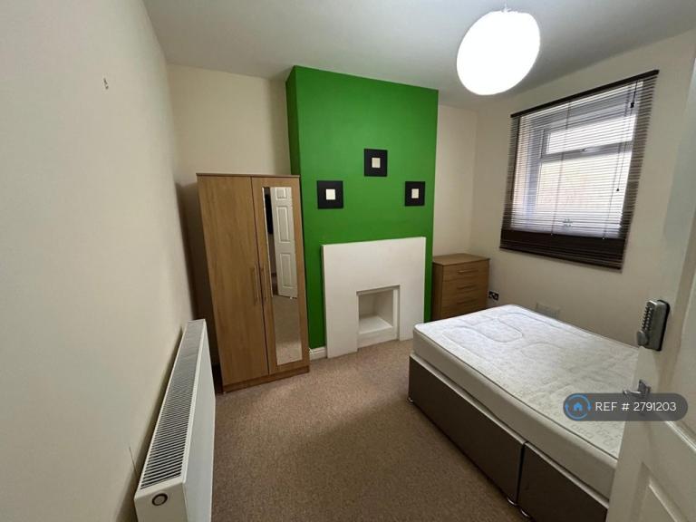 4 bedroom house in Eclipse St, Cardiff, CF24 (4 bed) (#2791203)