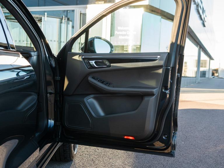 2023 Porsche Macan 2.9T V6 S SUV 5dr Petrol PDK 4WD Euro 6 (s/s) (380 ps)