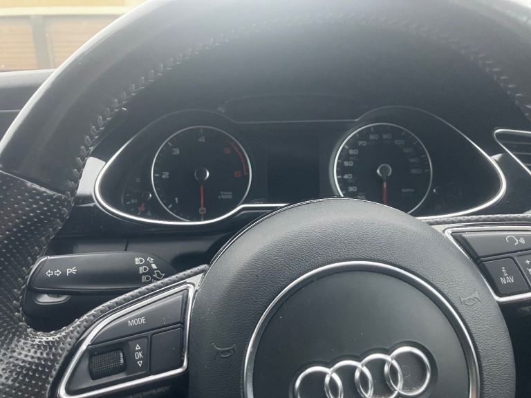 Audi, A4, Saloon, 2015, Manual, 1968 (cc), 4 doors