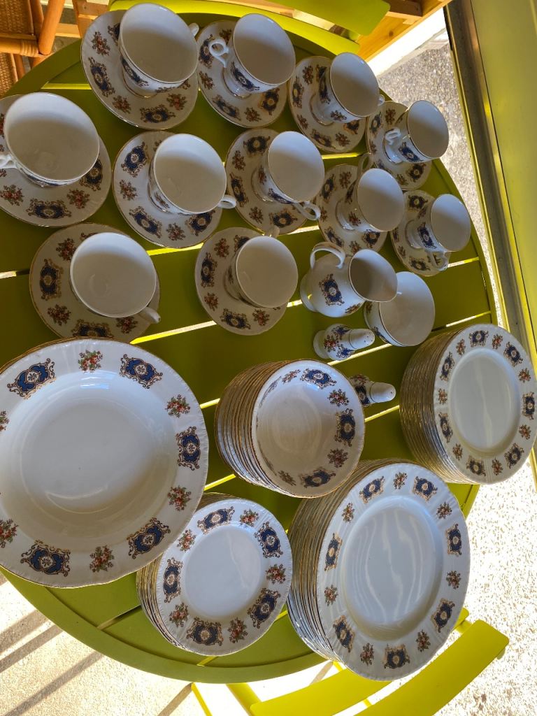  Bone China Dinner Service - pristine condition 