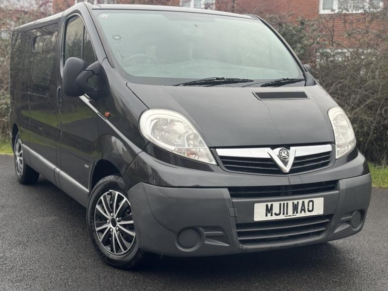 VAUXHALL VIVARO 2.0 CDTi 2011