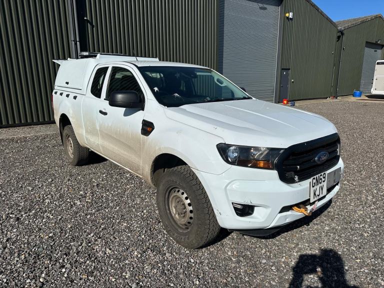 Ford Ranger XLT crew cab double opening doors 