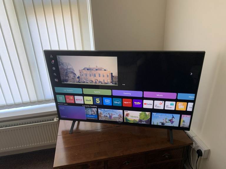 LG 50UR75006LK 50" Smart 4K Ultra HD HDR LED TV - Immaculate