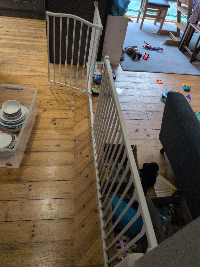 Long baby gate