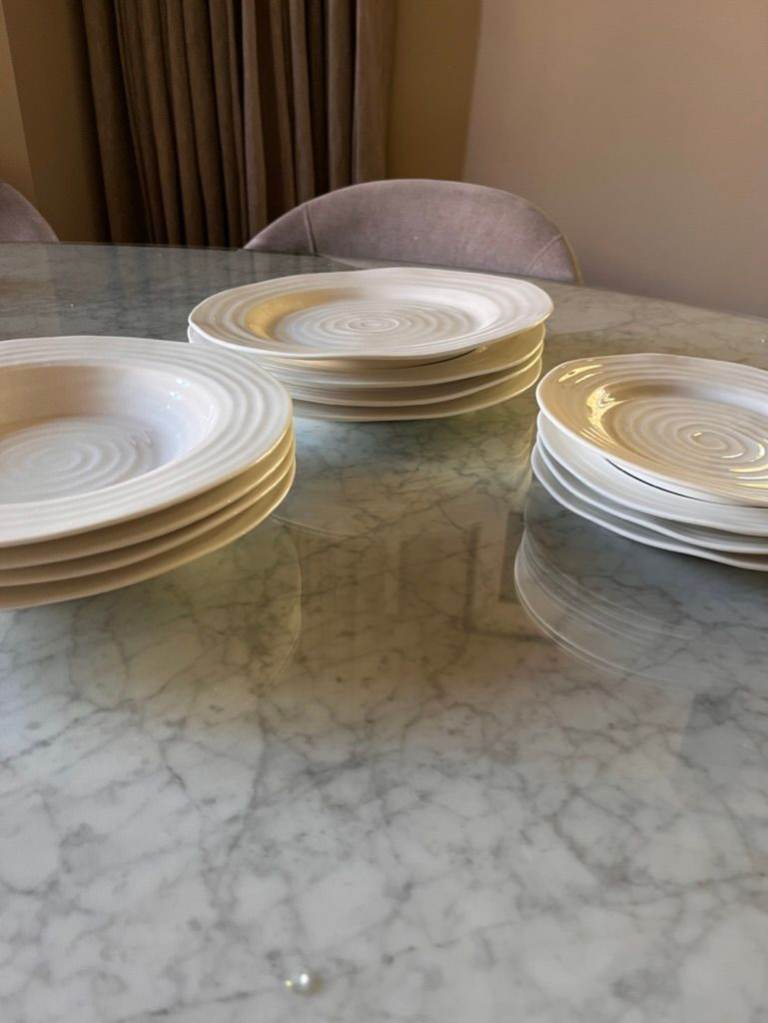 Sophie Conran for Portmeirion Porcelain White Dinner Set 12 pieces