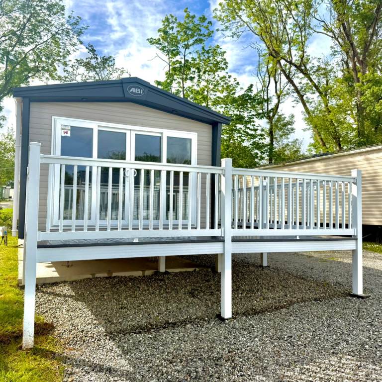 🏡 JUST ARRIVED Immaculate Preloved 2025 Static Caravan Holiday Home with Decking Cornwall 