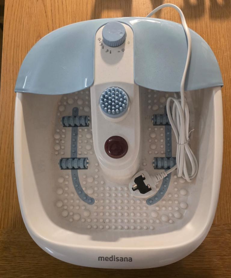 image for Medisana Foot Spa Massager - Relaxing - Vibration Massage - Red Light + Heat NEW