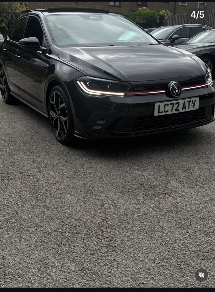 Volkswagen, POLO, Hatchback, 2022, Semi-Auto, 1984 (cc), 5 doors