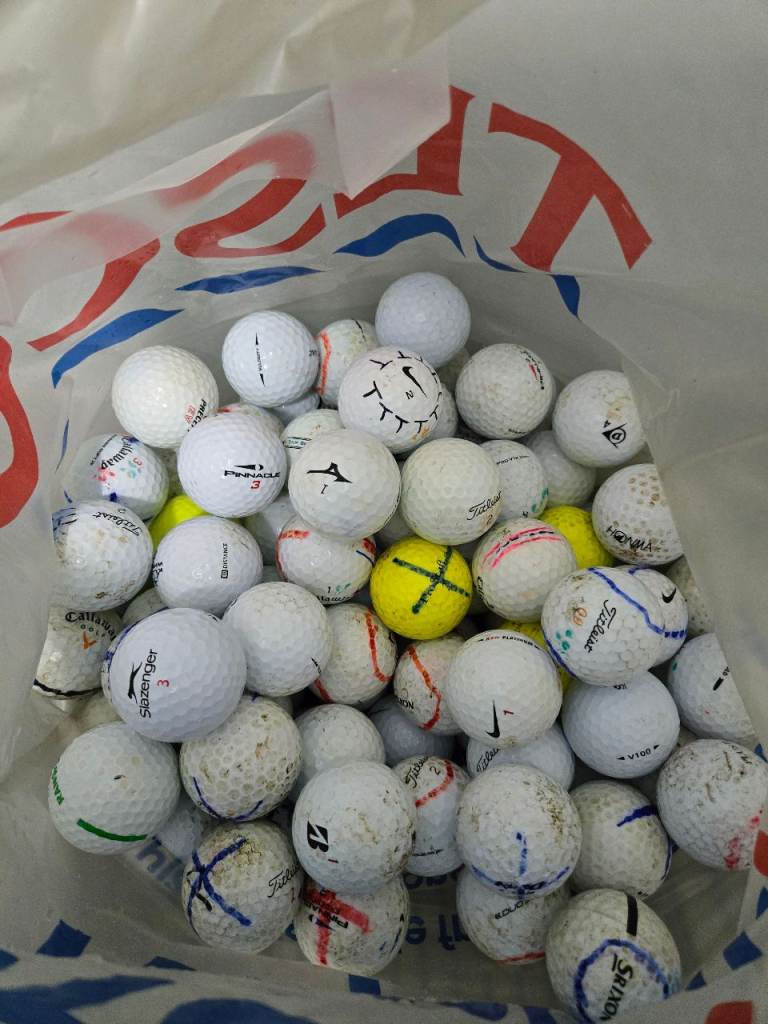 100x mixed golf balls 
