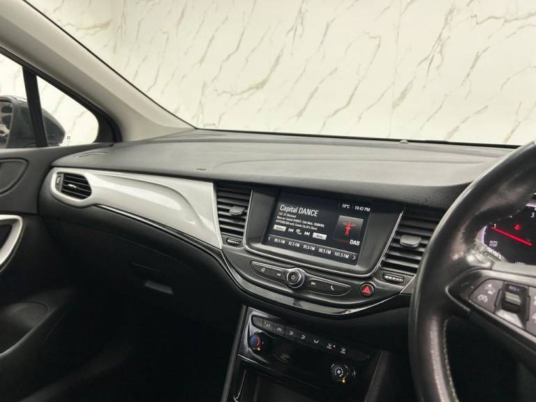 2021 Vauxhall Astra 1.5 Turbo D SRi Nav Sports Tourer 5dr Diesel Manual Euro 6 (s/s) (122 ps) F E...