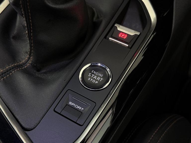 2019 Peugeot 3008 1.2 PureTech GT Line Euro 6 (s/s) 5dr HATCHBACK Petrol Manual