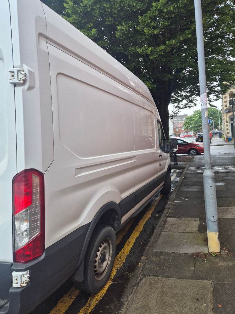 XL VAN
