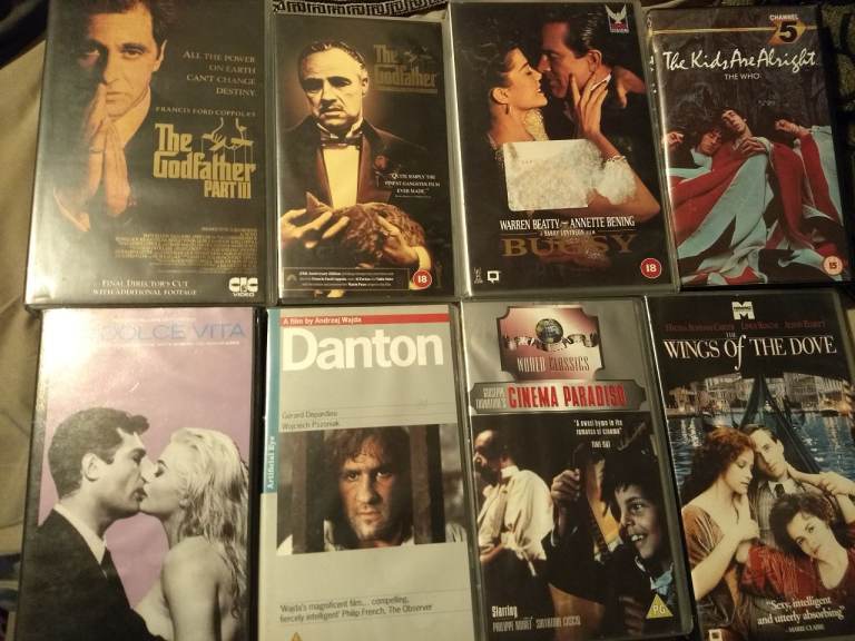 VHS classic film collection 18 films(Candyman, The Omen, Godfather, Usual suspects, etc)