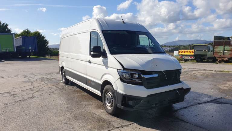 **For breaking** Vw Crafter CR 35, 2.0 diesel 6 speed (2018).