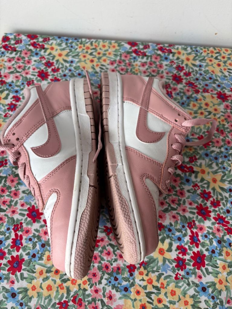Nike girls trainers -size 3 