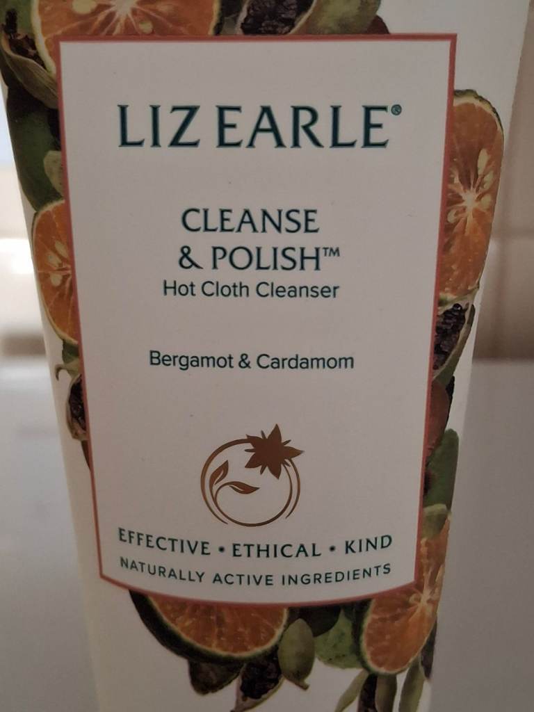 BRAND NEW & UNOPENED LIMITED EDITION LIZ EARLE BERGAMOT & CARDAMOM CLEANSE AND POLISH 200ML 