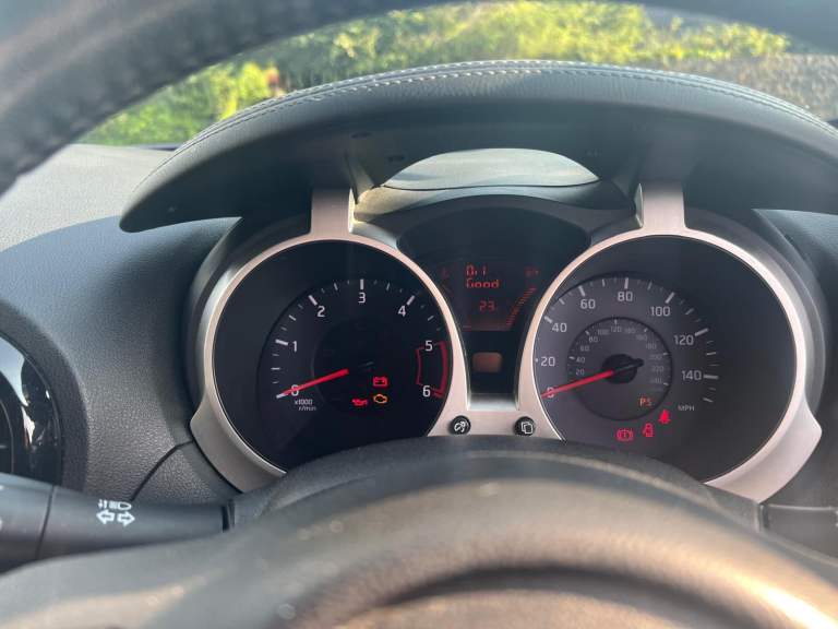 Nissan, JUKE, Hatchback, 2015, Manual, 1461 (cc), 5 doors