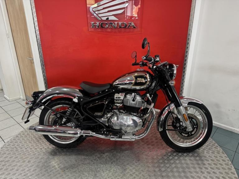2025 '75' Royal Enfiled Classic 650 