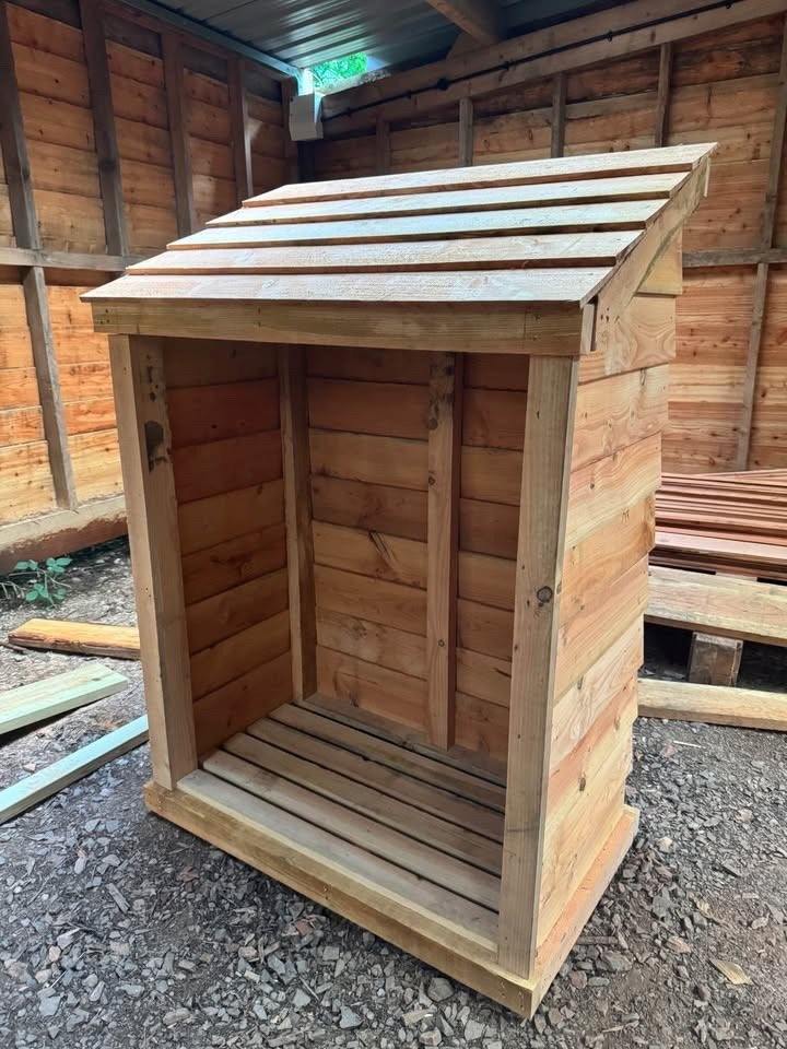 Heavy Duty Single Bay Log Store | Larch Timber Firewood Storage | Outdoor