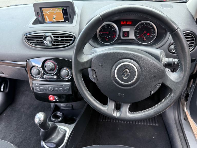 🚗 🚘 🅻🅾🅾🅺 RENAULT CLIO TOMTOM DYNAMIQUE 🔰LOW MILES! POPULAR WITH NEW DRIVERS 🔰
