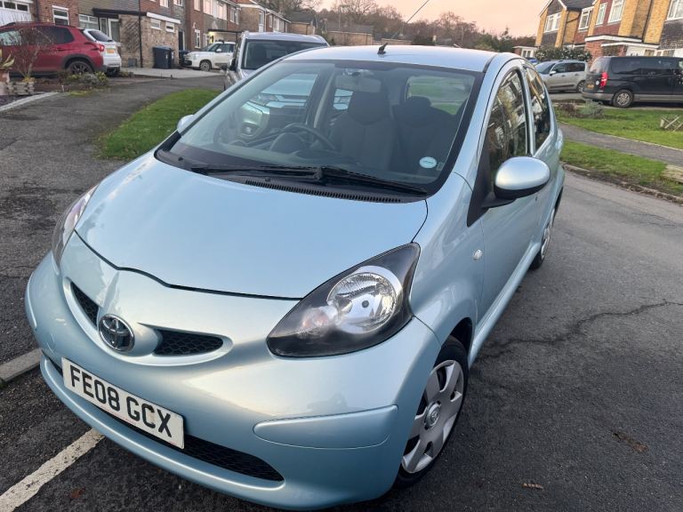 Toyota, AYGO, Hatchback, 2008, Manual, 998 (cc), 5 doors