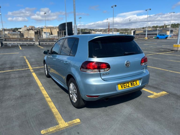 VOLKSWAGEN GOLF 1.6 TDI S BLUEMOTION