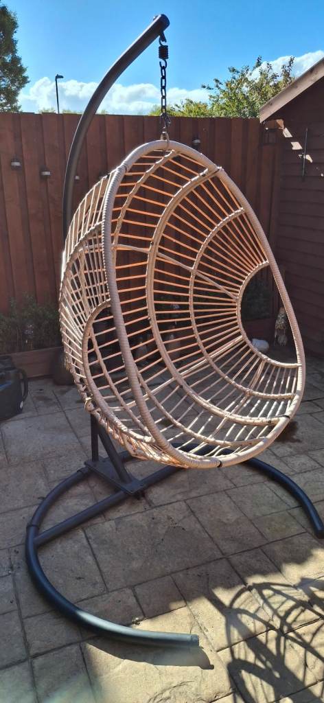 Dunelm hanging Egg Chair Garden 
