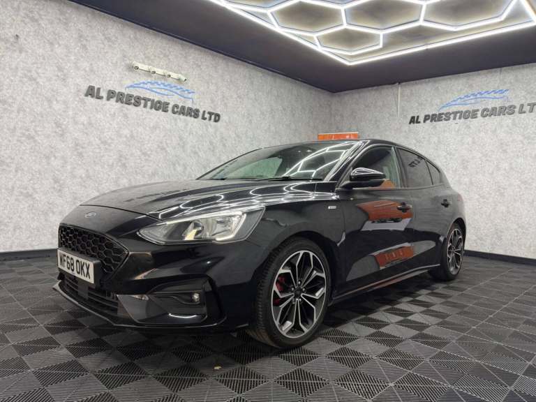 2018 Ford Focus 1.0T EcoBoost ST-Line X Euro 6 (s/s) 5dr HATCHBACK Petrol Manual