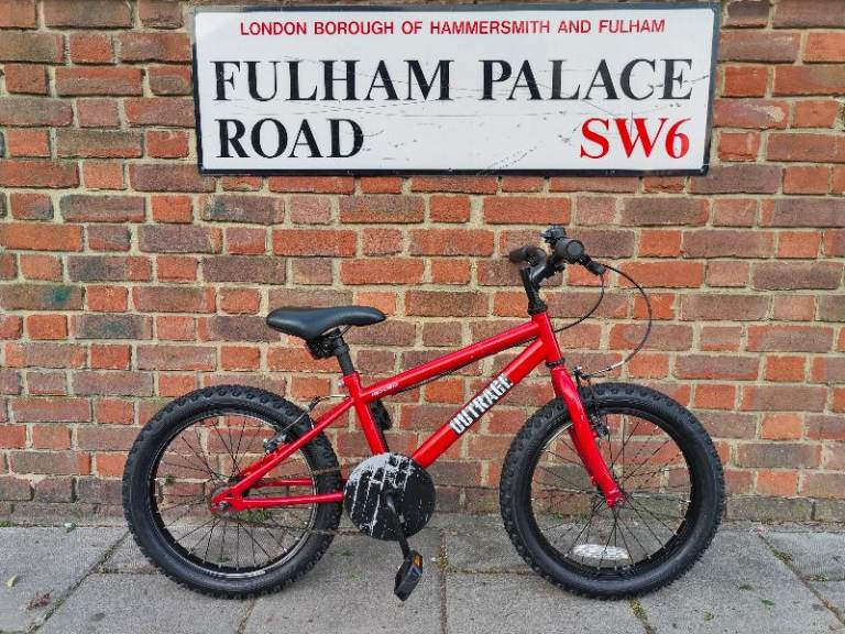 SERVICED (6334) 18" APOLLO OUTRAGE Kids BIKE Boys Girls Childs BICYCLE Age: 6-7, Height: 110-125 cm