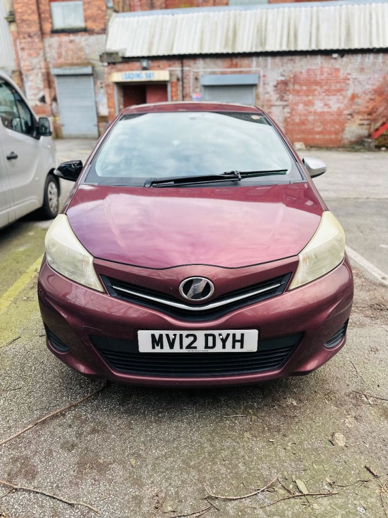 Toyota, 2012, 1329 (cc)