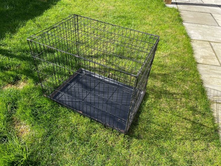 Dog crate 70x60x52cm