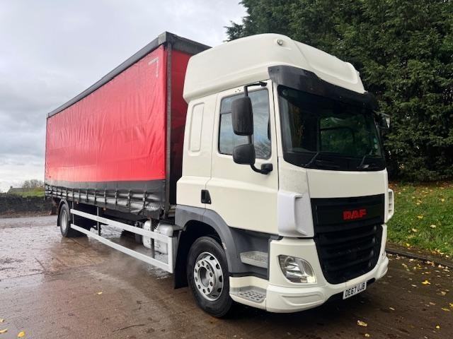 2017 67 DAF CF 280 Euro 6 space sleeper cab 27ft6 curtain sider tail-lift