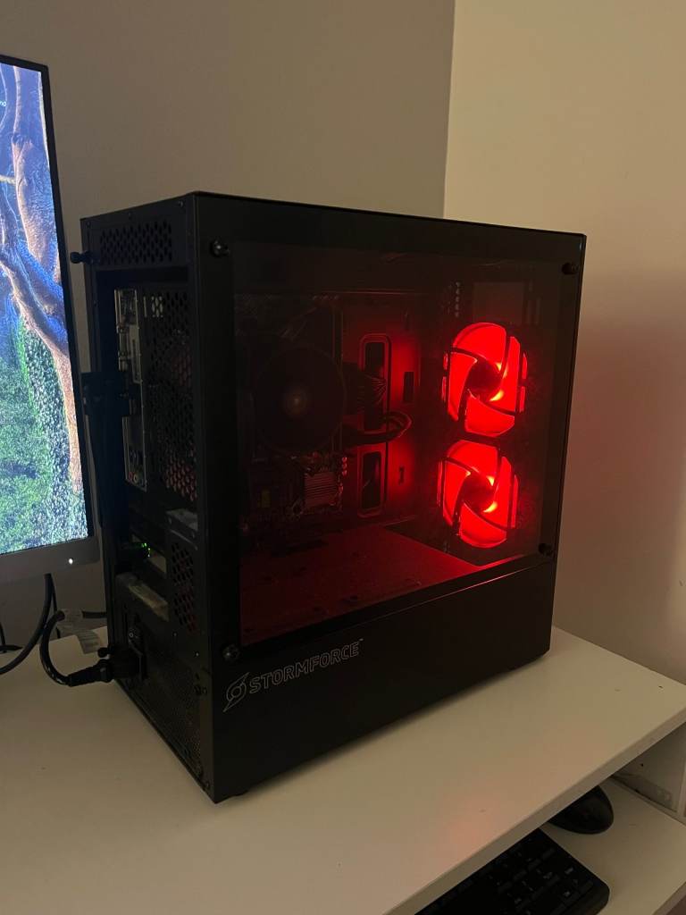 Stormforce Onyx Ryzen 5 Gaming PC 16GB RAM, 1TB Radeon Vega 7