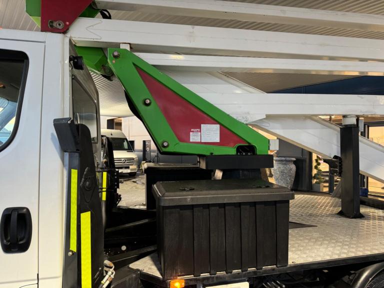 2018 Iveco Daily CHERRY PICKER 2.335S12 3500KG NO VAT! CHASSIS CAB Diesel Manual