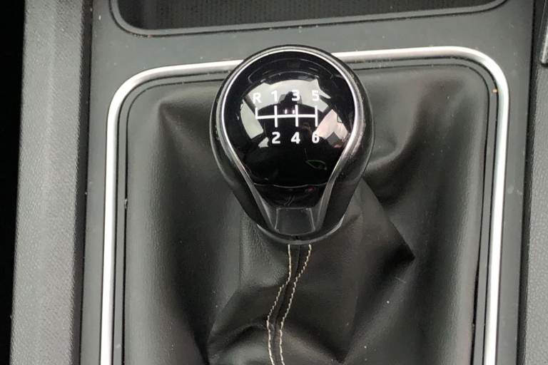 2021 SEAT Leon 2.0 TDI SE 5dr Hatchback DIESEL Manual