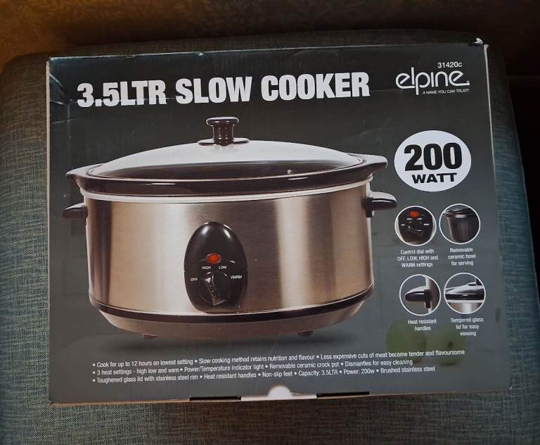 Large slow cooker (3.5 Litre) New & Boxed.