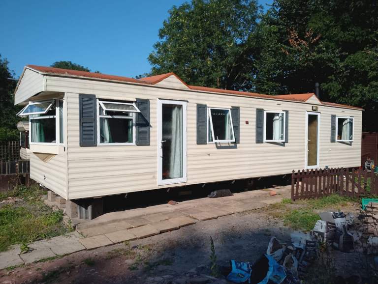 2 Bedroom Static Caravan to Let – Private Site – Willand, Devon
