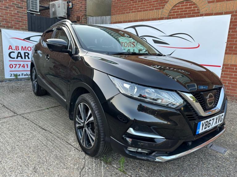 2017 Nissan Qashqai 1.5 dCi N-Connecta 5dr HATCHBACK Diesel Manual