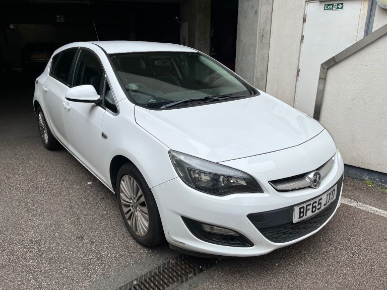 Vauxhall, ASTRA, Hatchback, 2015, Manual, 1398 (cc), 5 doors