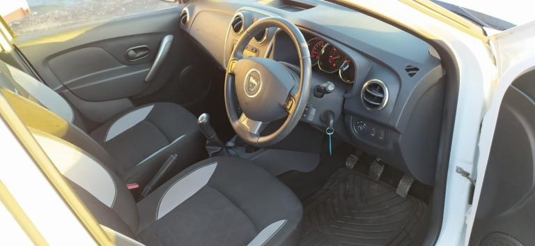 DACIA SANDERO STEPWAY 0.9 Stepway Laureate TCe 90 2015