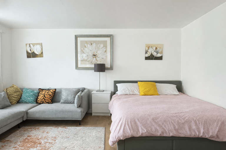 Double — Studio size Feel