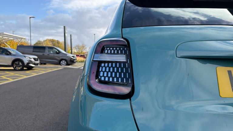 2025 Fiat 600 1.2 MHEV SUV 5dr Petrol Hybrid e-DCT Euro 6 (s/s) (100 ps) SUV Hybrid Automatic